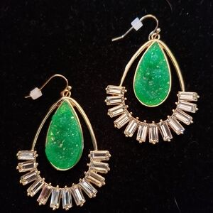 Elegant Green and Gold Teardrop Earrings